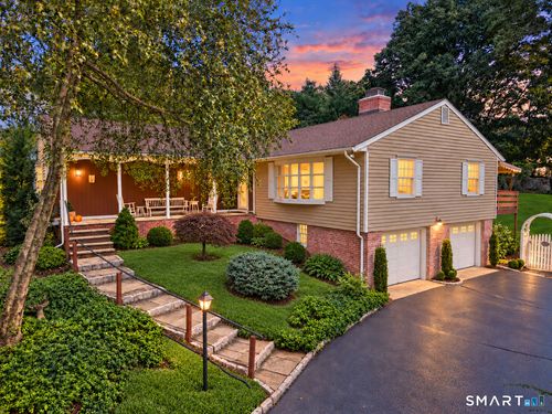 4 Lookout Ln, Westport, CT, 06880-5115 | Card Image