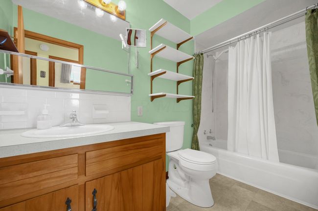 3060 Broad St, House other with 4 bedrooms, 3 bathrooms and null parking in West Rushville OH | Image 20