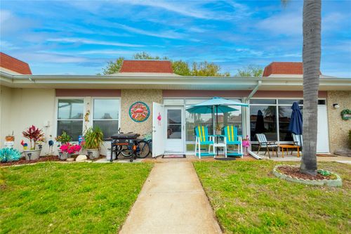 apt-b-4375 Tahitian Gardens Cir, HOLIDAY, FL, 34691-3753 | Card Image