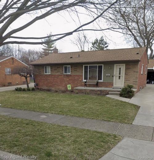 4703 Kensington Dr, Warren, MI, 48092-4339 | Card Image