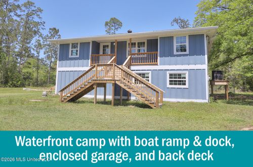 6070 3rd St, Bay Saint Louis, MS, 39520-9568 | Card Image