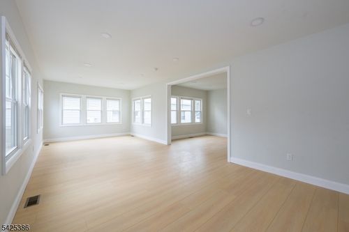 1-59 Watchung Ave, Montclair, NJ, 07043-1337 | Card Image