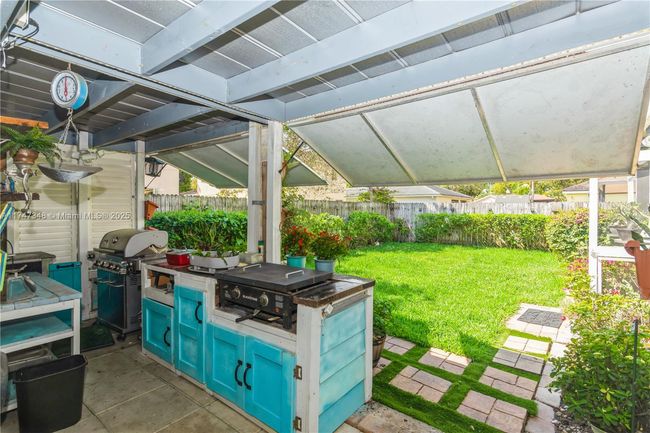 3076 Se 4 Th Ct, House other with 5 bedrooms, 3 bathrooms and null parking in Homestead FL | Image 28