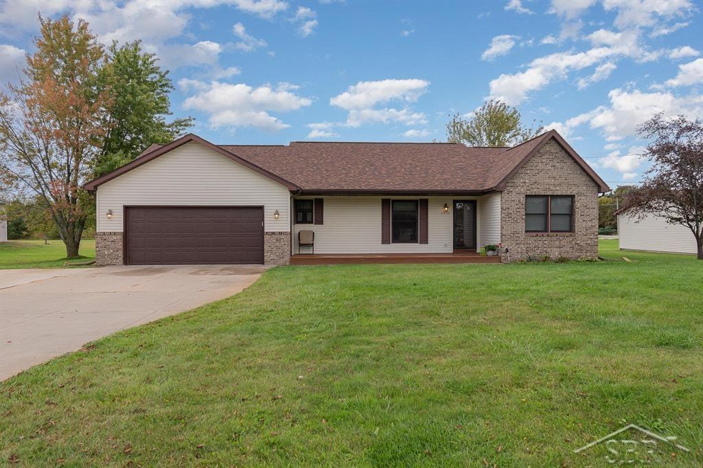 Stewart Rd, Midland, MI 48640