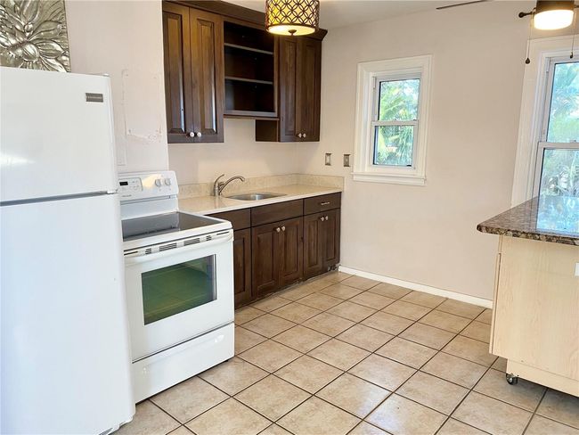 332 Buena Vista Dr S, House other with 2 bedrooms, 1 bathrooms and null parking in DUNEDIN FL | Image 6