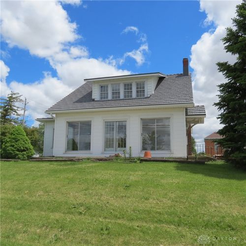 102 E Main St, Anna, OH, 45302-8416 | Card Image