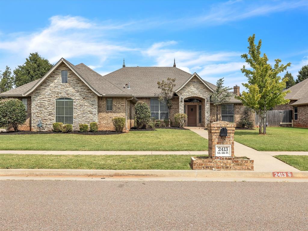 13th St, Moore, OK 73160