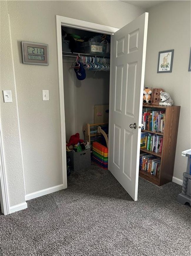 Closet in bedroom #2 | Image 19