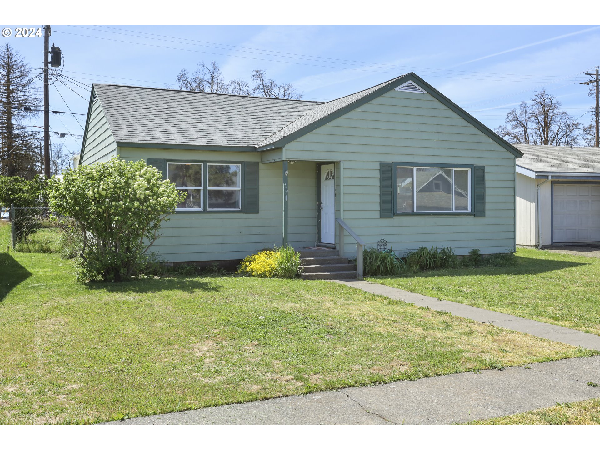 Main St, Goldendale, WA 98620