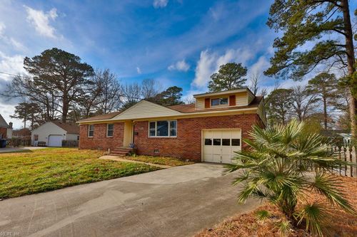 4204 Robbins Ct, Virginia Beach, VA, 23452-1841 | Card Image