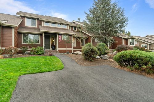 10942 Village Loop, Redmond, OR, 97756-7434 | Card Image