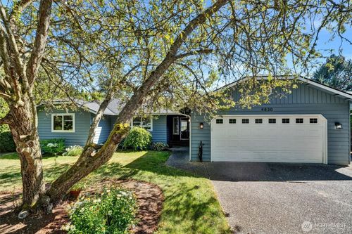 4830 154th Pl Sw, Edmonds, WA, 98026-4422 | Card Image