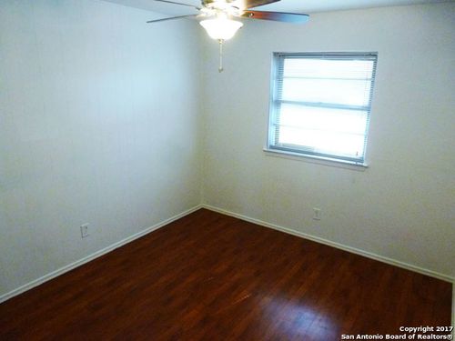 12426 Cannonade St, San Antonio, TX, 78233-5106 | Card Image