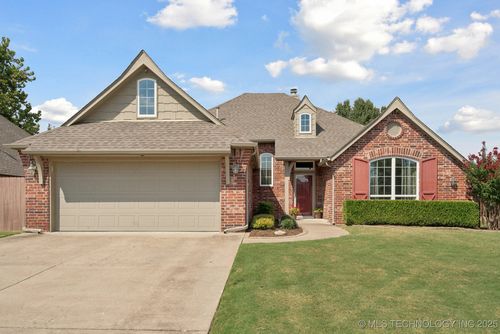 9923 E 119th Pl S, Bixby, OK, 74008-2563 | Card Image