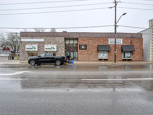 upper-8 Stover St S, Norwich, ON, N0J1P0 | Card Image