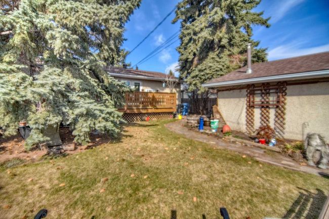 104 Marbrooke Circle Ne, Home with 3 bedrooms, 2 bathrooms and 2 parking in Calgary AB | Image 7