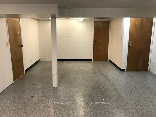 b-907 Simcoe St N, Oshawa, ON, L1G4W1 | Card Image