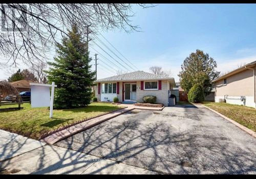 2-832 Central Park Blvd N, Oshawa, ON, L1G6B1 | Card Image