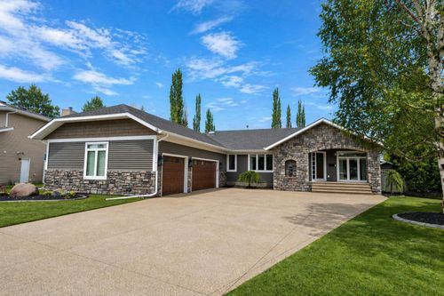 21 Dandell Close, Red Deer, AB, T4R2J3 | Card Image