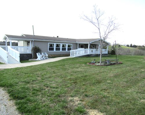 1098 Carey Mill Rd, Lawrenceburg, KY, 40342-9395 | Card Image