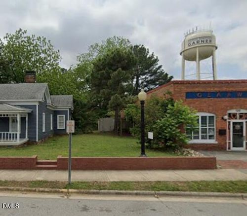 124 E Main St, Garner, NC, 27529-3238 | Card Image