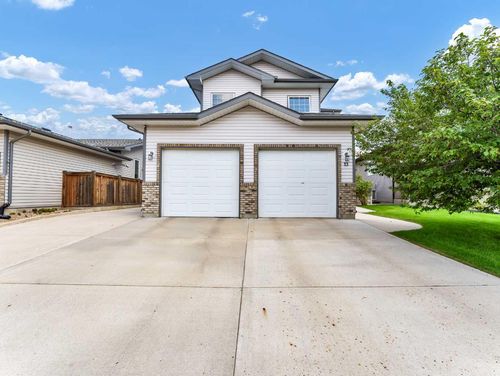 13 Sunset Cres Sw, Medicine Hat, AB, T1B4T6 | Card Image