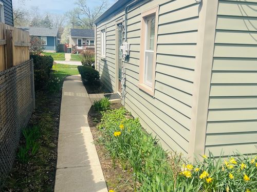 17831 Walter St, Lansing, IL, 60438-2329 | Card Image