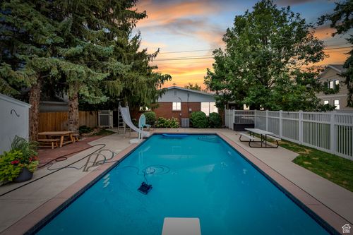 2036 E Lambourne Ave, Millcreek, UT, 84109-2437 | Card Image