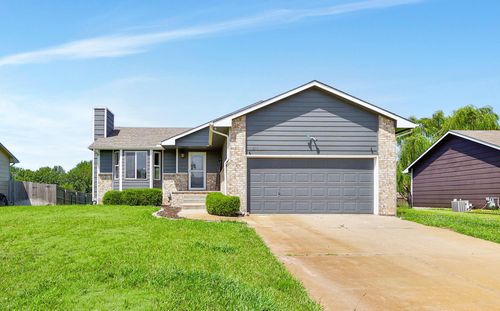 511 S Stoneridge St, Valley Center, KS, 67147-4724 | Card Image