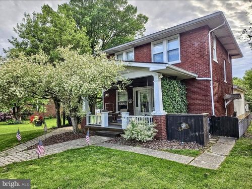 109 Spruce St, MIDDLETOWN, PA, 17057-1854 | Card Image