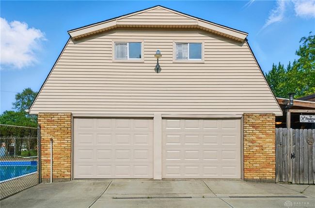 2946 Rockledge Trl, House other with 3 bedrooms, 2 bathrooms and null parking in Beavercreek OH | Image 47