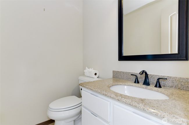 APT-701 - 1910 Evergreen Park Dr Sw, Condo with 2 bedrooms, 2 bathrooms and 1 parking in Olympia WA | Image 11