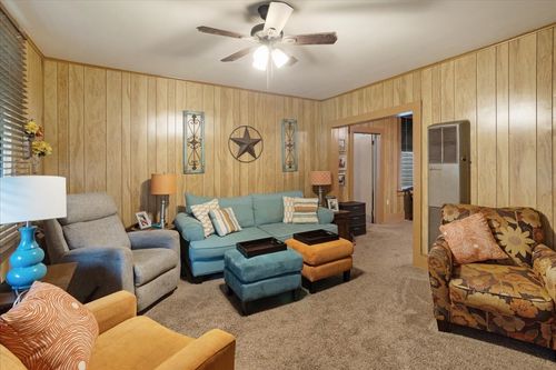 1231 W Woodard St, Denison, TX, 75020-3445 | Card Image