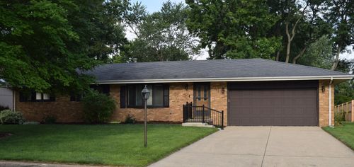 111 Riss Dr, Normal, IL, 61761-3228 | Card Image