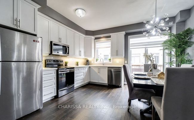 61 Farley Lane, House attached with 3 bedrooms, 3 bathrooms and 1 parking in Ancaster ON | Image 8