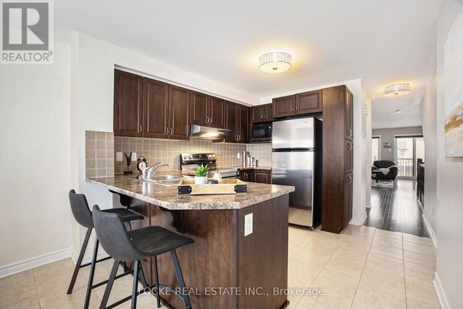 2411 Esprit Dr, Condo with 2 bedrooms, 3 bathrooms and 1 parking in Orléans ON | Image 15