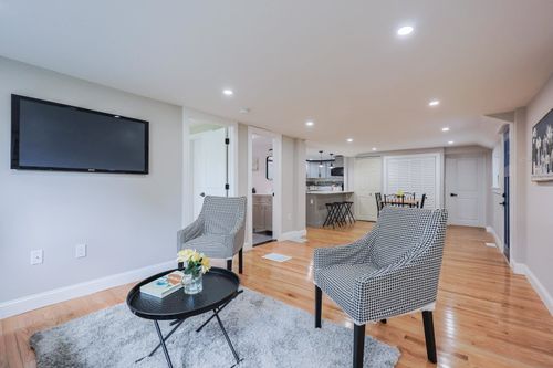 22 Gilman St, Nashua, NH, 03060-3716 | Card Image