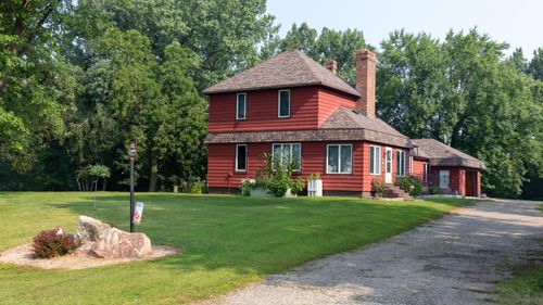 710 W Main St, LENA, WI, 54139-9489 | Card Image