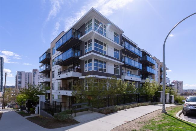 406 - 1012 Auckland Street, Condo with 2 bedrooms, 2 bathrooms and 2 parking in New Westminster BC | Image 23