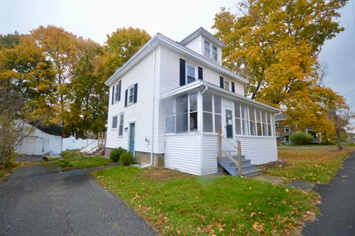744 Hammond Street, Bangor, ME, 04401 | Card Image