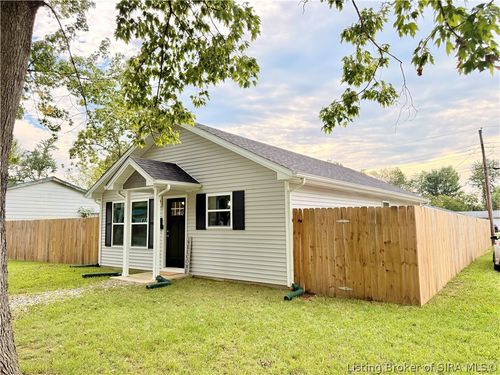 1248 N 3rd Street, Austin, IN, 47102 | Card Image
