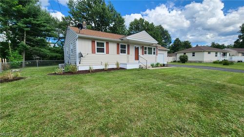 2491 Samira Rd, Stow, OH, 44224-3577 | Card Image
