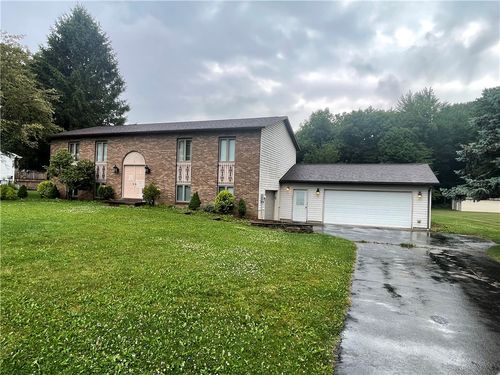 31 Aylesworth Way, Grove City, PA, 16127-3813 | Card Image