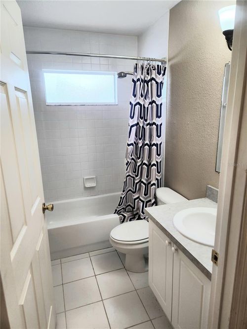 195 Columbia Rd, Venice, FL, 34293-6011 | Card Image
