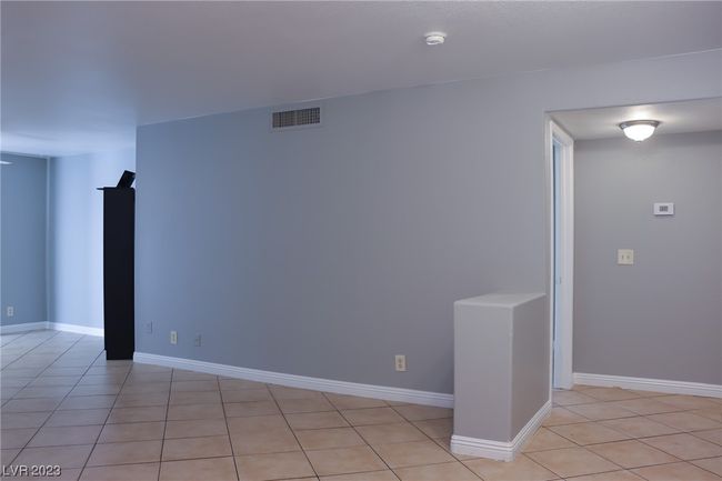UNIT-101 - 8041 Celestial Ave, Condo with 3 bedrooms, 2 bathrooms and null parking in Las Vegas NV | Image 12