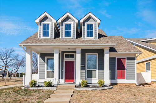 1805 Cambridge Dr, Providence Village, TX, 76227-3577 | Card Image