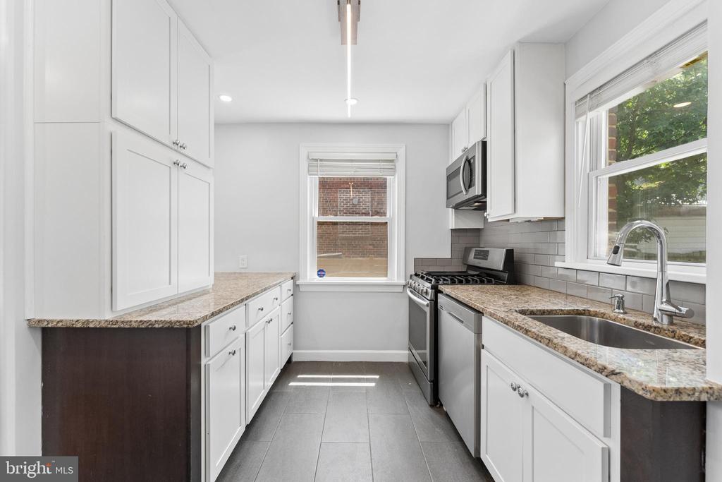 Residential in HYATTSVILLE 5