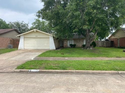 10115 Overview Dr, Sugar Land, TX, 77498-1616 | Card Image