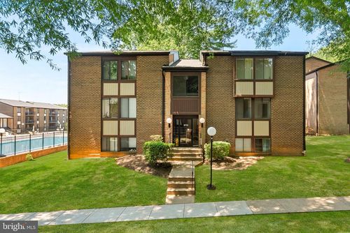 2-9713 Kings Crown Ct, FAIRFAX, VA, 22031-5063 | Card Image