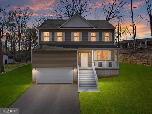 48 Farrier Ave, Blackwood, NJ, 08012-2572 | Card Image